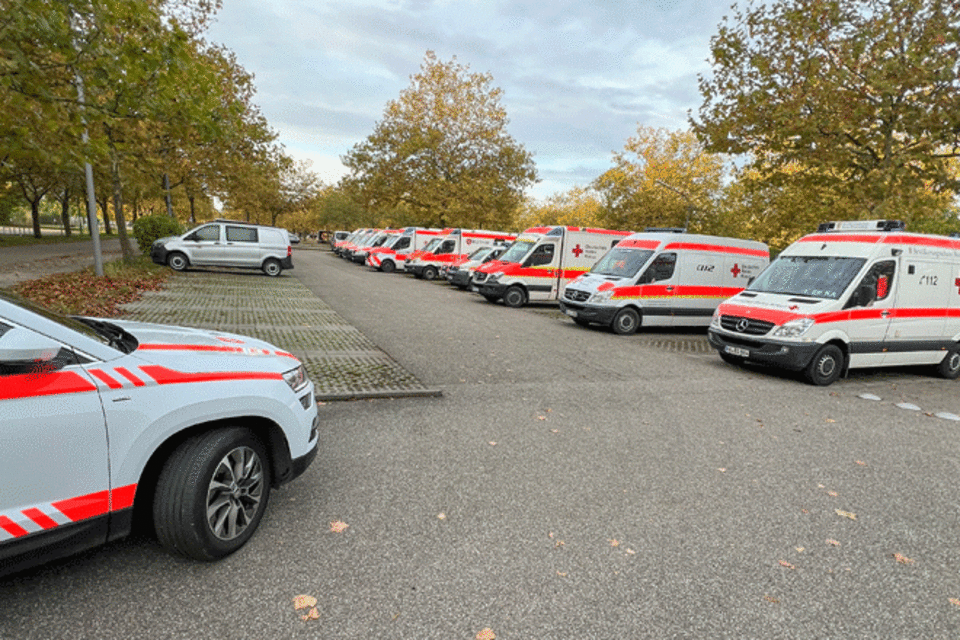 Manv_ZNA Bereitstellungsraum Fahrzeuge