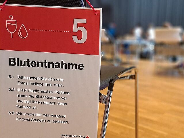 Hinweis auf Blutentnahme, Station 5 der Blutspende